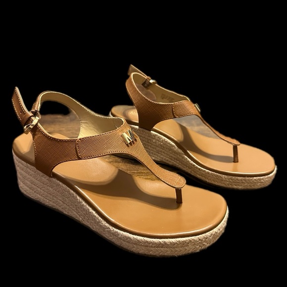 Michael Kors Women's Laney Thong Espadrille Wedge Sandals - Picture 2 of 9